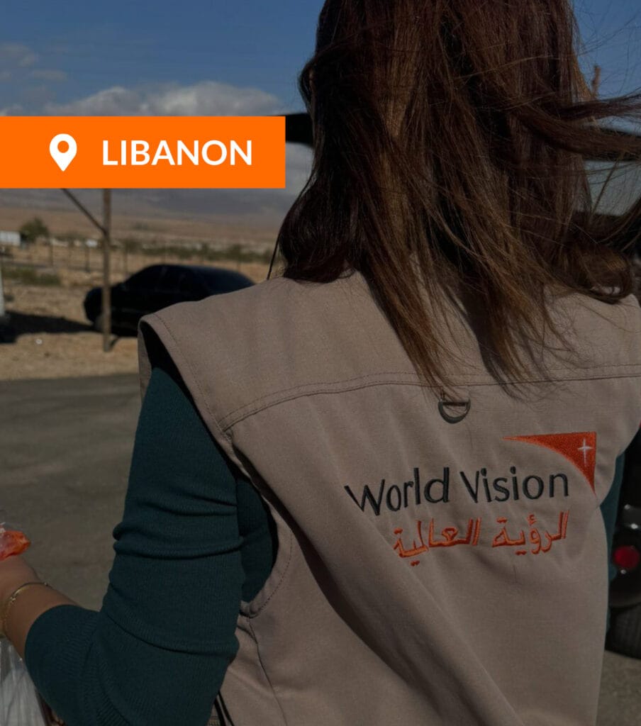 Takaa kuvattu kuva World Vision Libanonin työntekijästä.